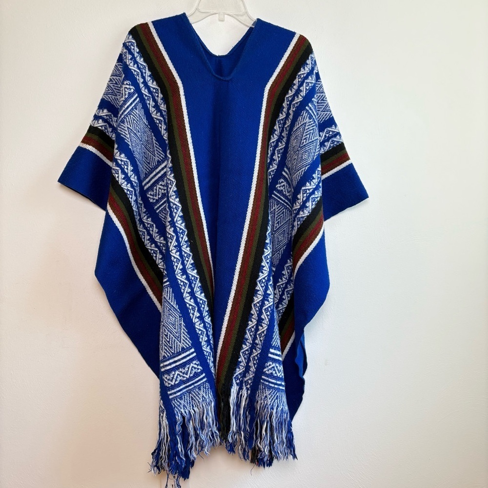 100% Alpaca Wool Poncho Cape Made in Ecuador - Picture 2 of 16